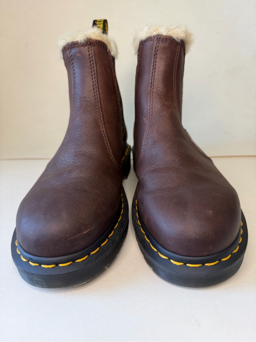 Dr. Martens Chelsea Brown Leather Faux Fur Lined Boots Women’s 6 NEW